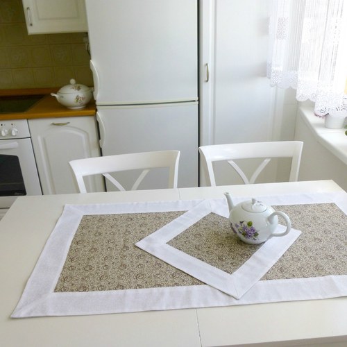 Souprava dvou ubrusů hnědé růže — foto 1