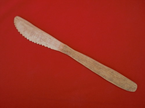 Dřevěný nůž