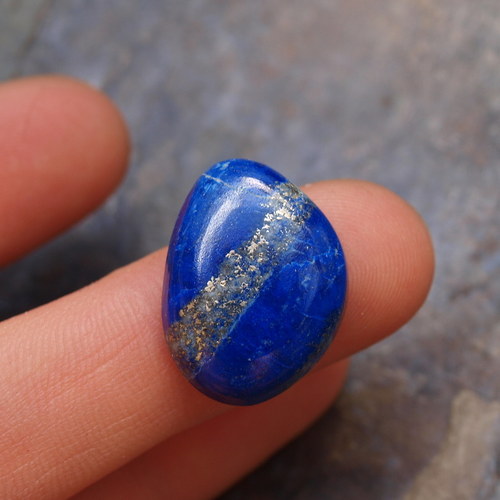 Lapis lazuli kabošon č.1582 — foto 1