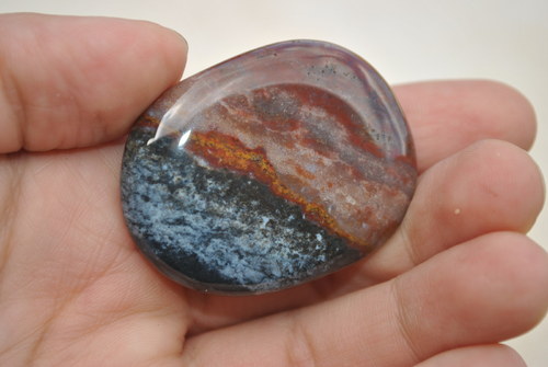Jaspis Sardonyx - tromlovaná placička — foto 1