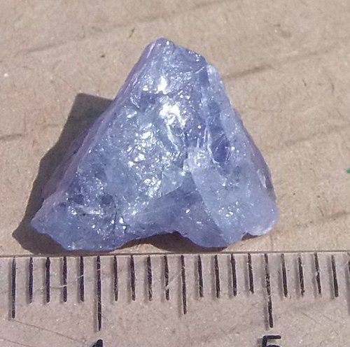 Tanzanit surový - B154 — foto 1
