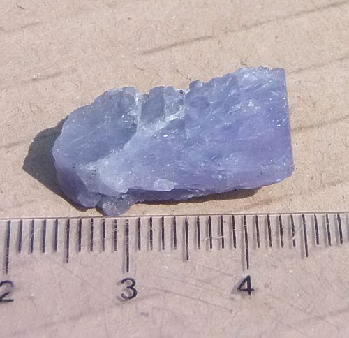 Tanzanit surový - B157 — foto 1