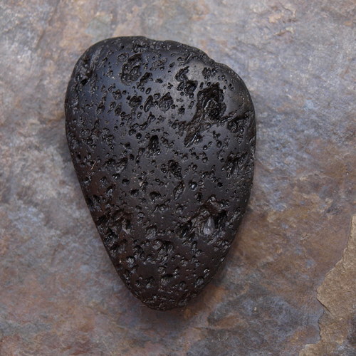 Lávový kámen, 40x27mm — foto 1