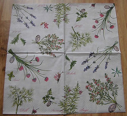 BY 007 - ubrousek 33x33 -byliny mix na šedém