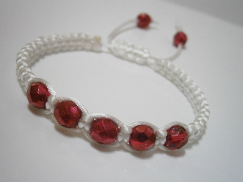 Shamballa náramek bílý/červený