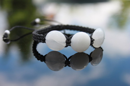 Náramek makramé/shamballa — foto 1