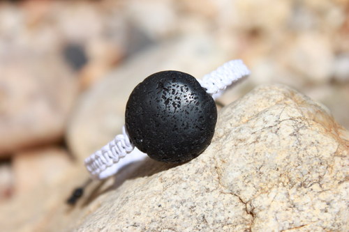 Náramek makramé/shamballa — foto 1