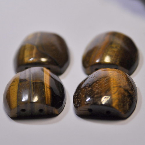 TYG3225 Tygří oko - kabošon 20x22 mm