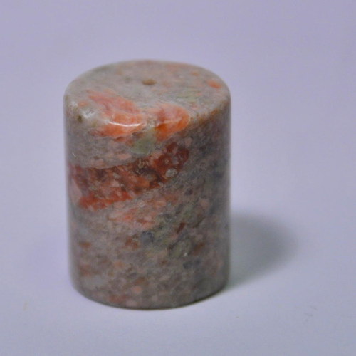 J200 Jaspis váleček 23x18 mm — foto 1