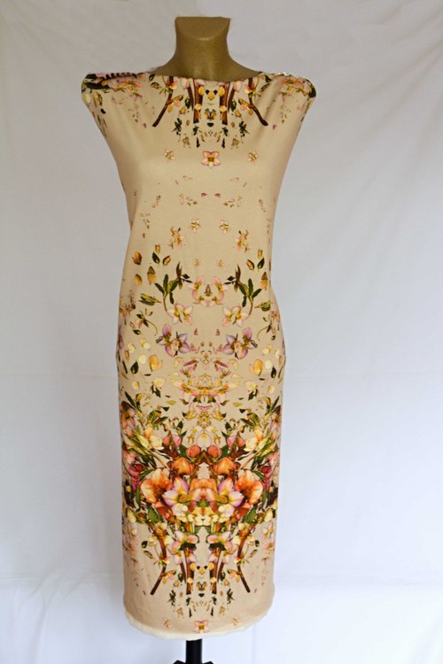 Šaty, vel. na přání — foto 1