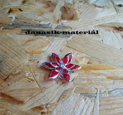 ČERVENÝ AKRYLOVÝ KVĚT 3,5 cm