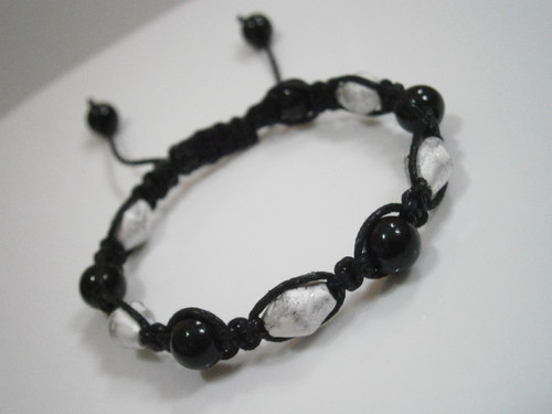 Shamballa náramek (makramé) — foto 1