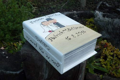 Svatební dřevěná krabička KNIHA