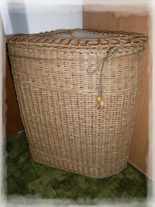 Rohový prádelní koš se zaoblením.... — foto 1