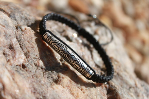 Náramek makramé/shamballa — foto 1