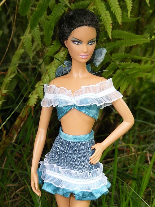 Sukýnka a topík pro Model Muse Barbie — foto 1