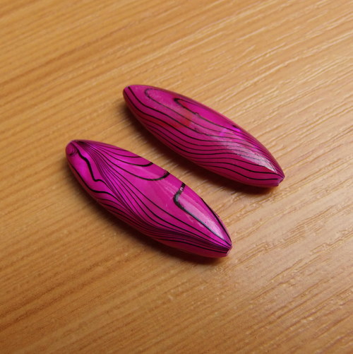 Perleťové oválky- 30 x 10mm - 2 kusy
