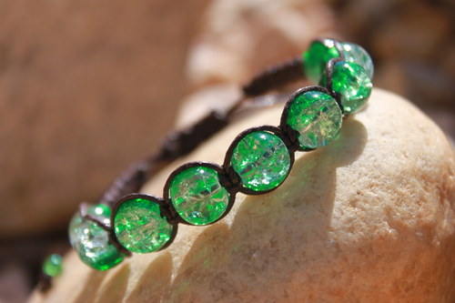 Náramek makramé/shamballa — foto 1