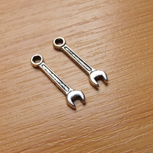 Klíč - 24 x 6 mm