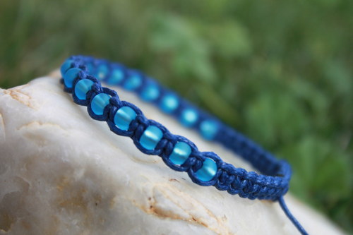 Náramek makramé/shamballa — foto 1