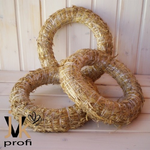 Slaměný věnec 25 cm — foto 1