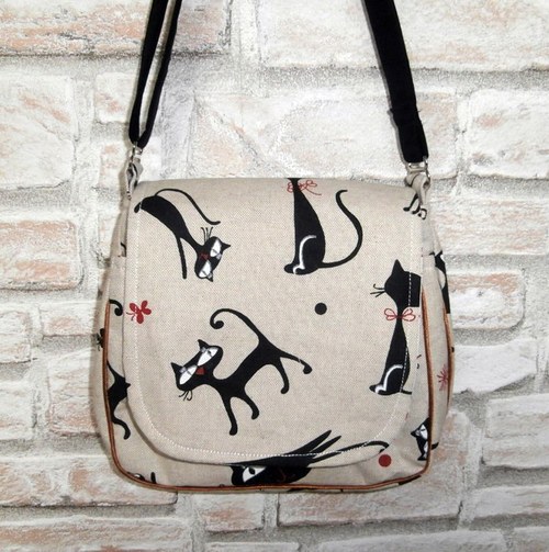 Crossbody kočičky na režné — foto 1