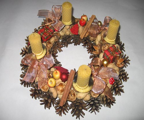 Medový adventní věnec — foto 1