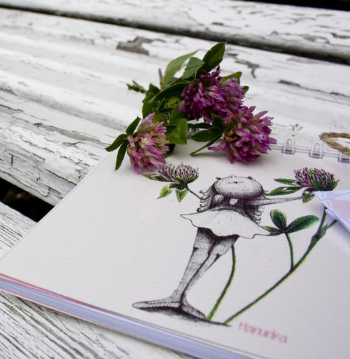 KAPESNÍ bloček Hanunka- Slečna s jetelíkem. — foto 1