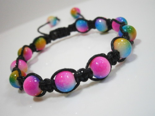 Náramek barevný, duhový (shamballa) — foto 1