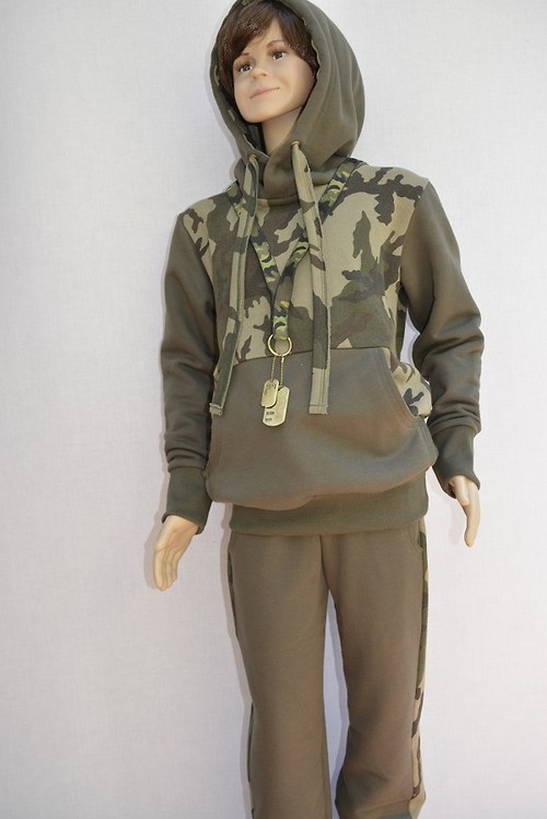 Klučičí souprava Army — foto 1
