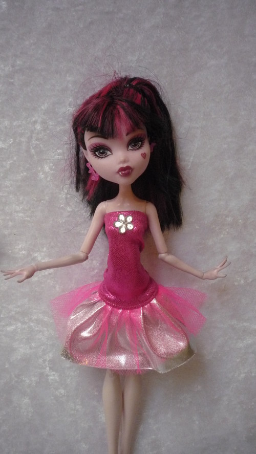 Růžové stříbro pro Monster High — foto 1
