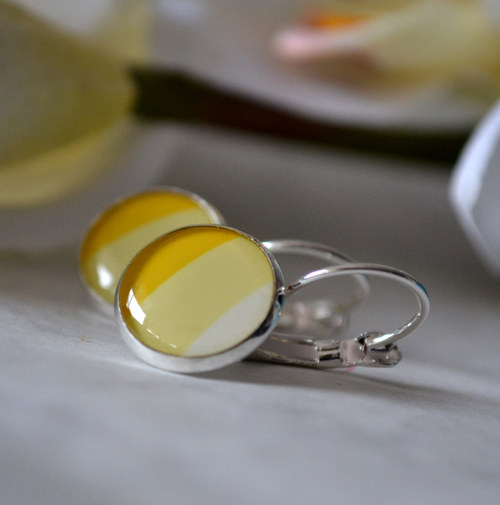 Yellow — foto 1