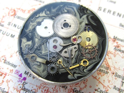 BROŽ steampunk — foto 1