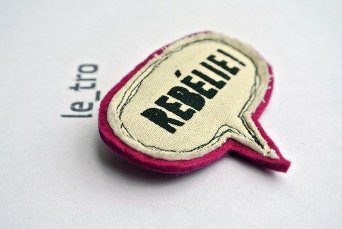 Brož REBÉLIE! — foto 1
