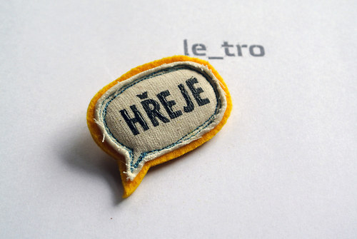 Brož HŘEJE! — foto 1