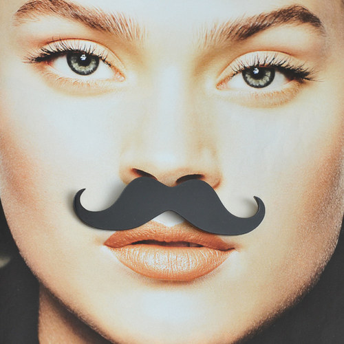 Moustache — foto 1