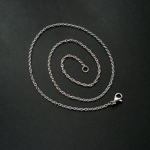 •Jemný ocelový řetízek•