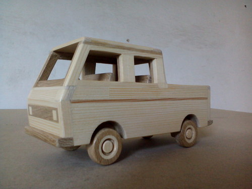 Dřevěné auto — foto 1