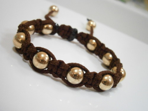Shamballa náramek hnědý/zlatý
