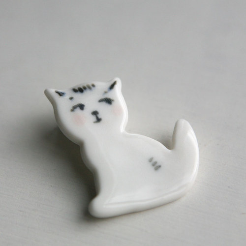 Velká kočka ll (porcelánová brož) — foto 1