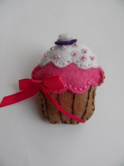 Muffinek s jahodovou náplní — foto 1