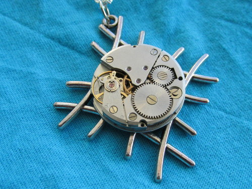 ORIGINÁLNÍ steampunkový přívěsek — foto 1