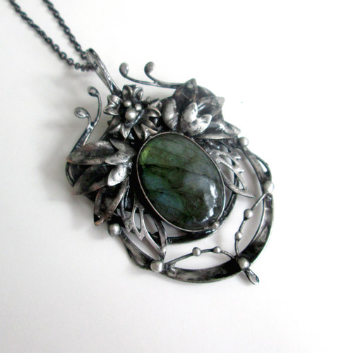 Labradorit amulet — foto 1