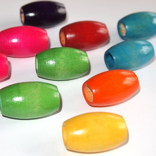 Dřevěné korálky ovál 30 x 20 mm (cena 8ks)MAXI
