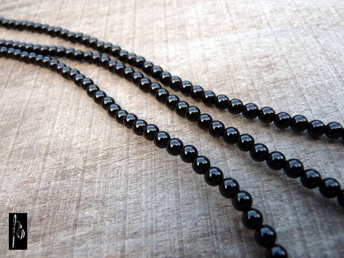 Onyx kulička 4 mm, 5 ks