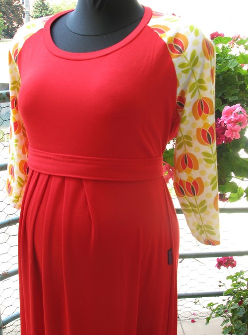 Red tulip — foto 1