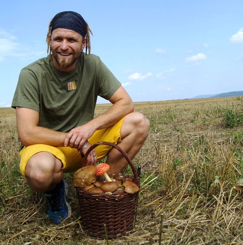 Khaki prasátkové triko vel.L — foto 1
