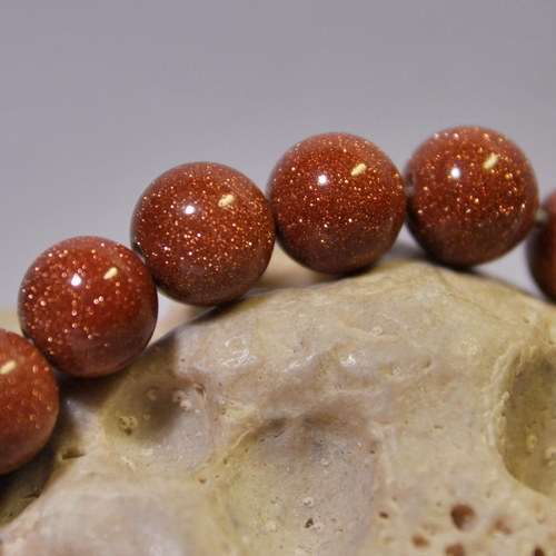 AVA228 Goldstone Aventurin 8 mm
