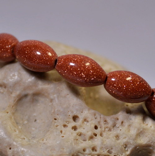 AVA227 Goldstone Aventurin soudek 13x8 mm