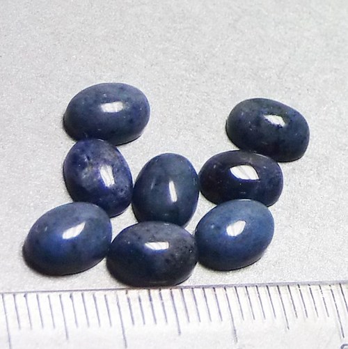 Dumortierit - 6 x 8 mm kabošon - B321 — foto 1